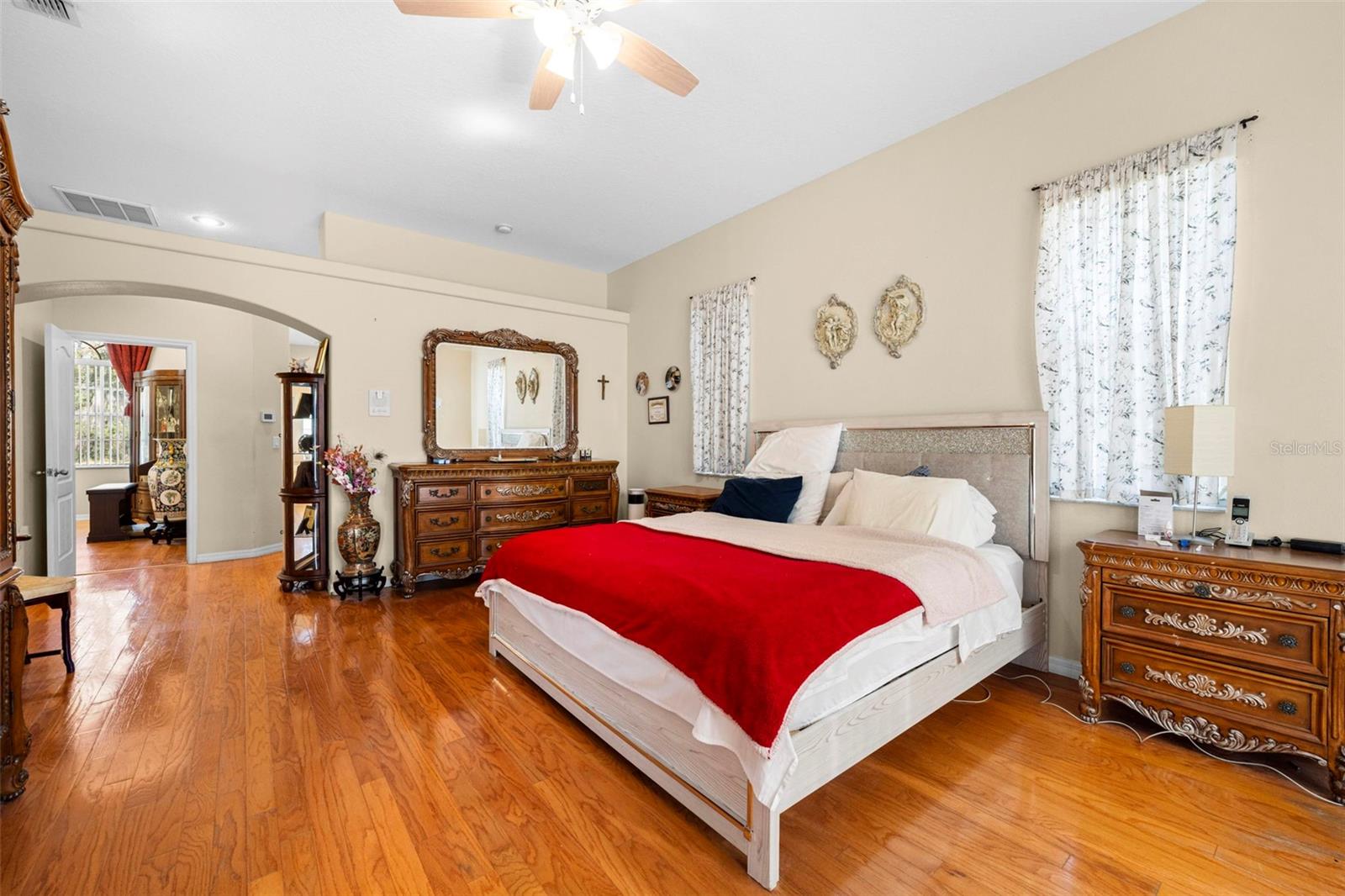 SPRING HILL - Residential