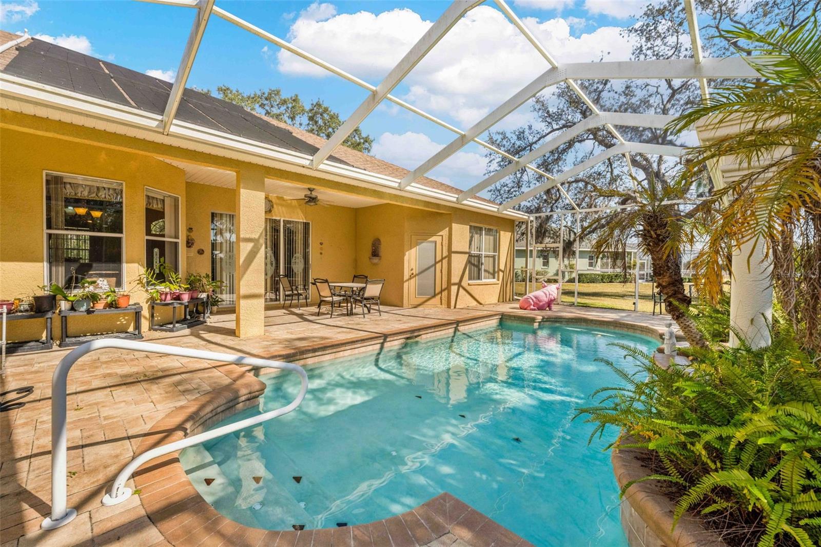 SPRING HILL - Residential