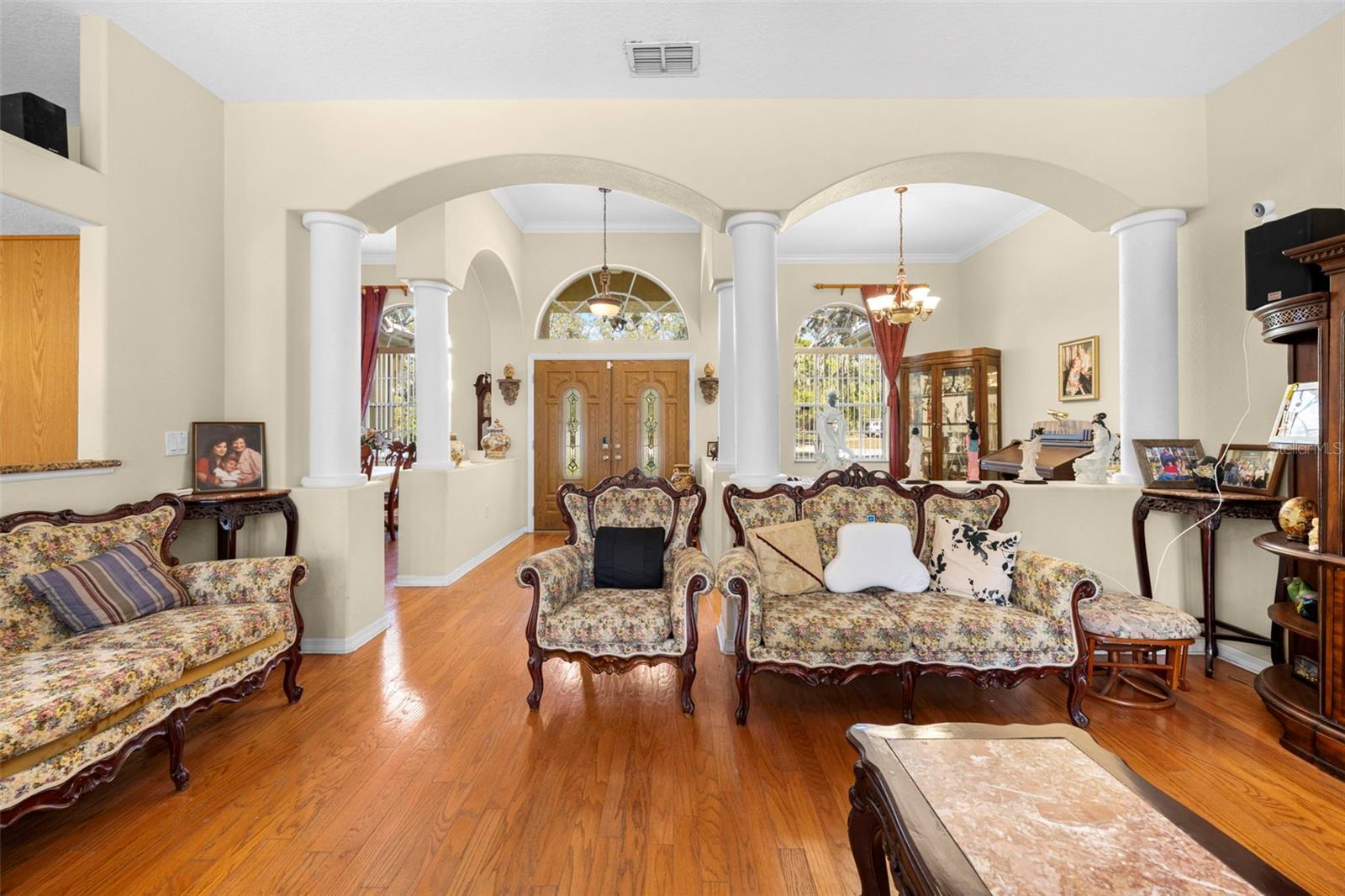 SPRING HILL - Residential