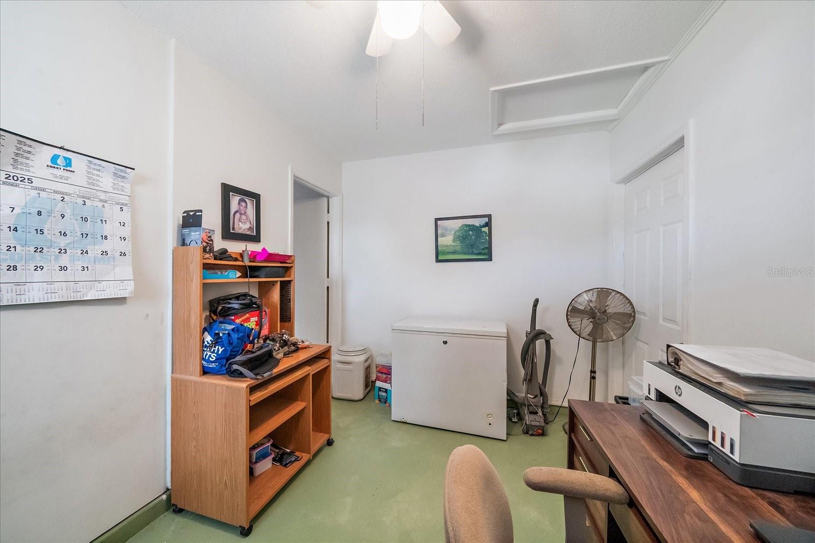 SOUTH VENICE UNIT 64 - Residential