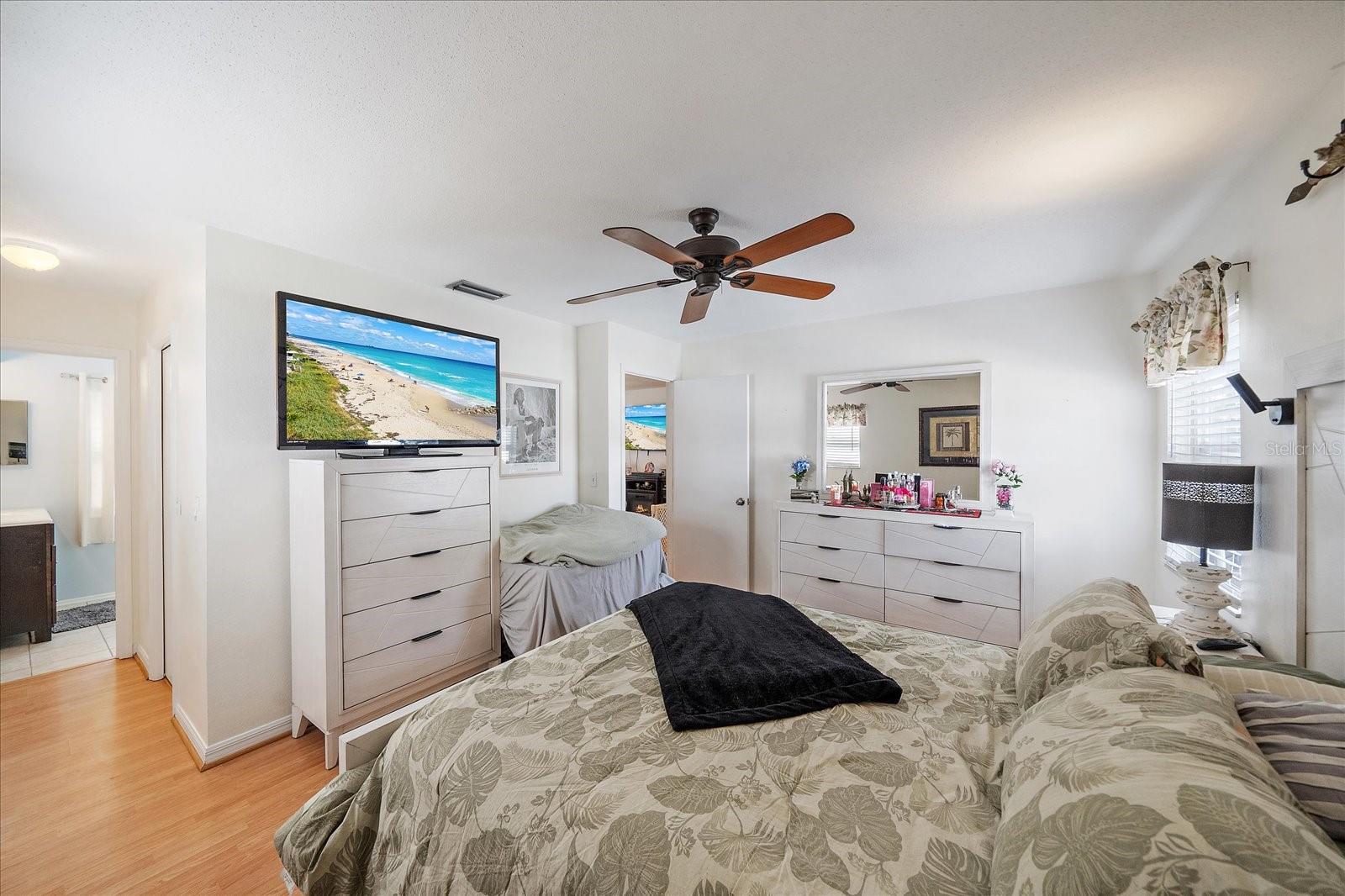 SOUTH VENICE UNIT 64 - Residential