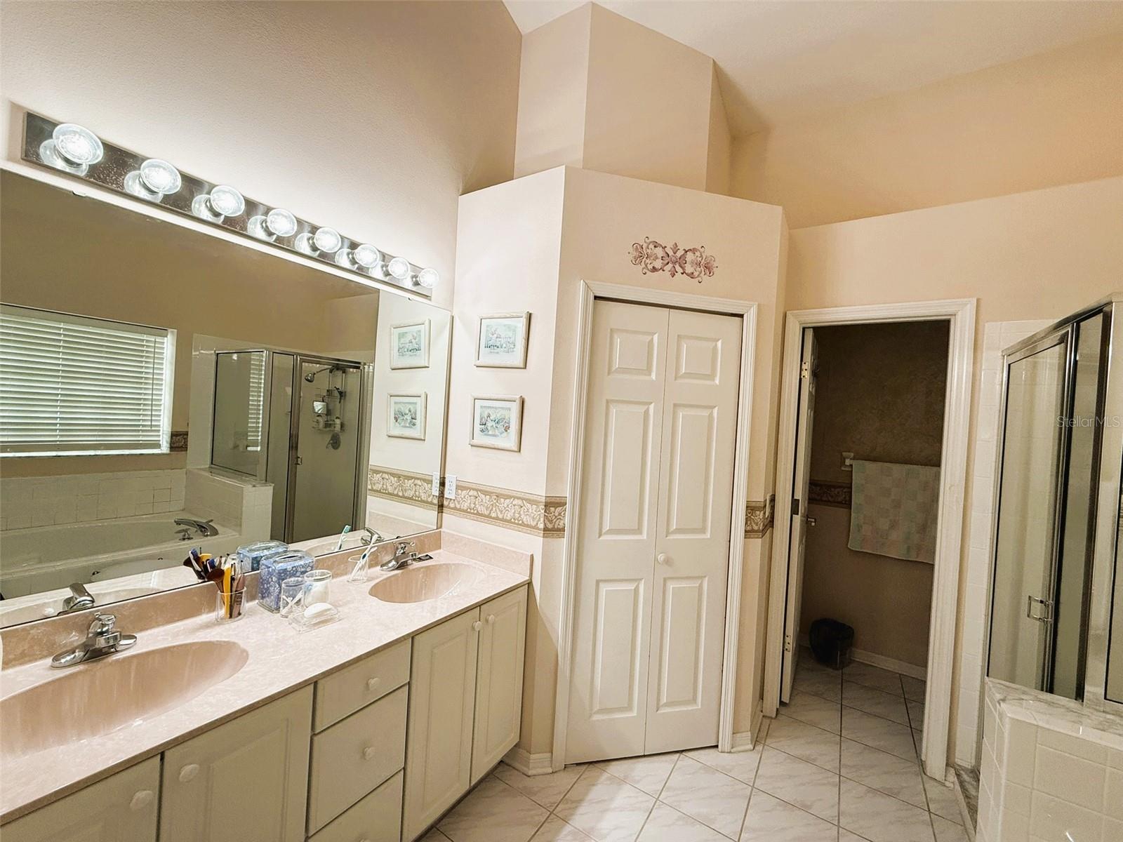 SAND LAKE POINT - Residential