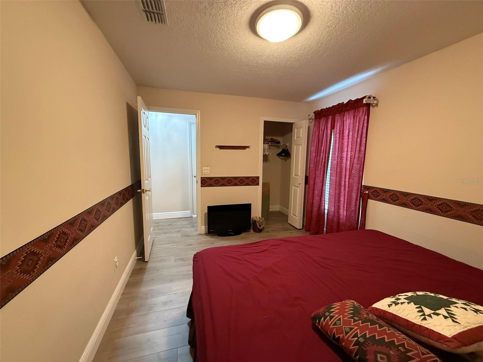 SAND LAKE POINT - Residential