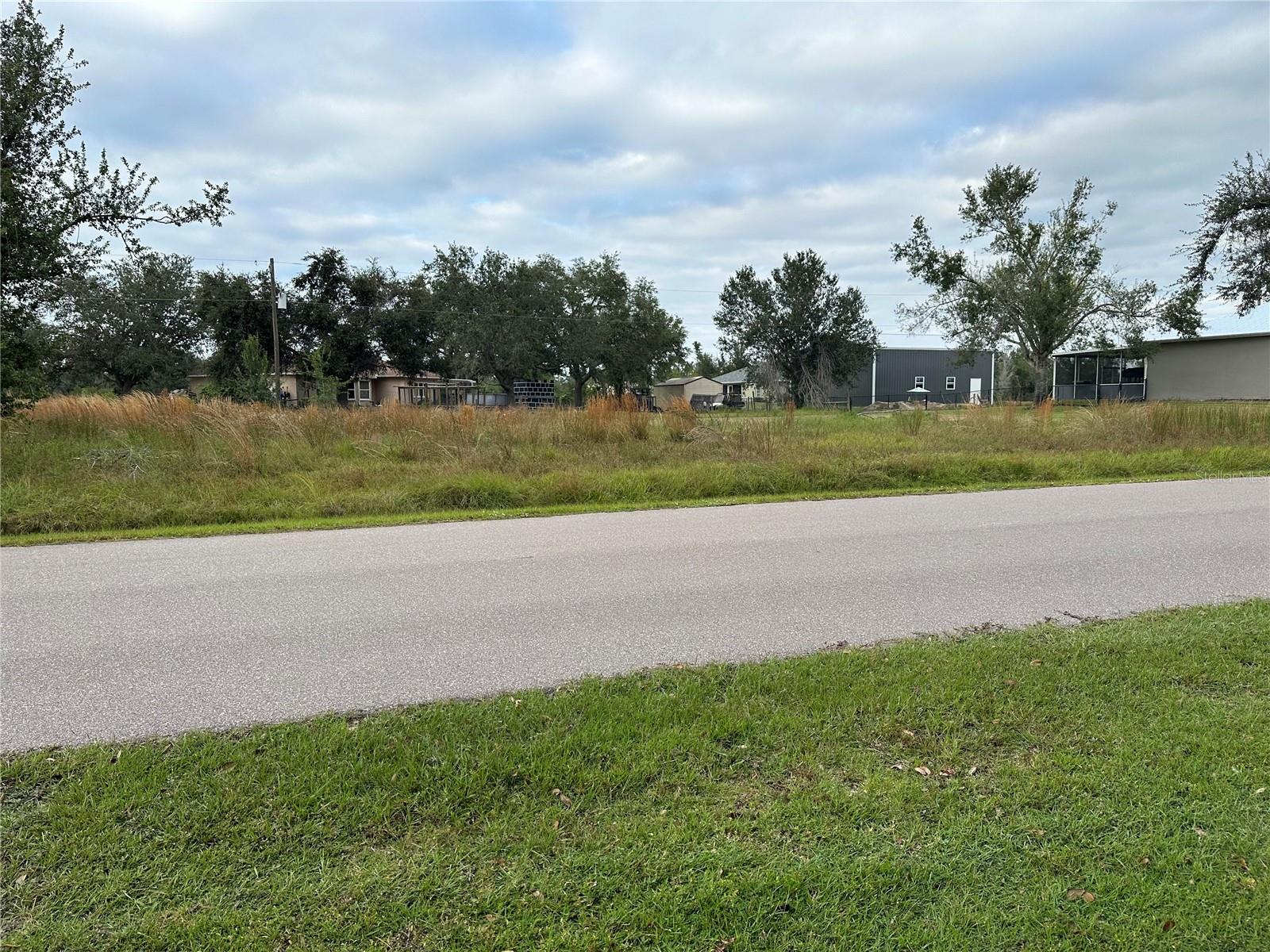 PEACE RIVER SHORES - Land