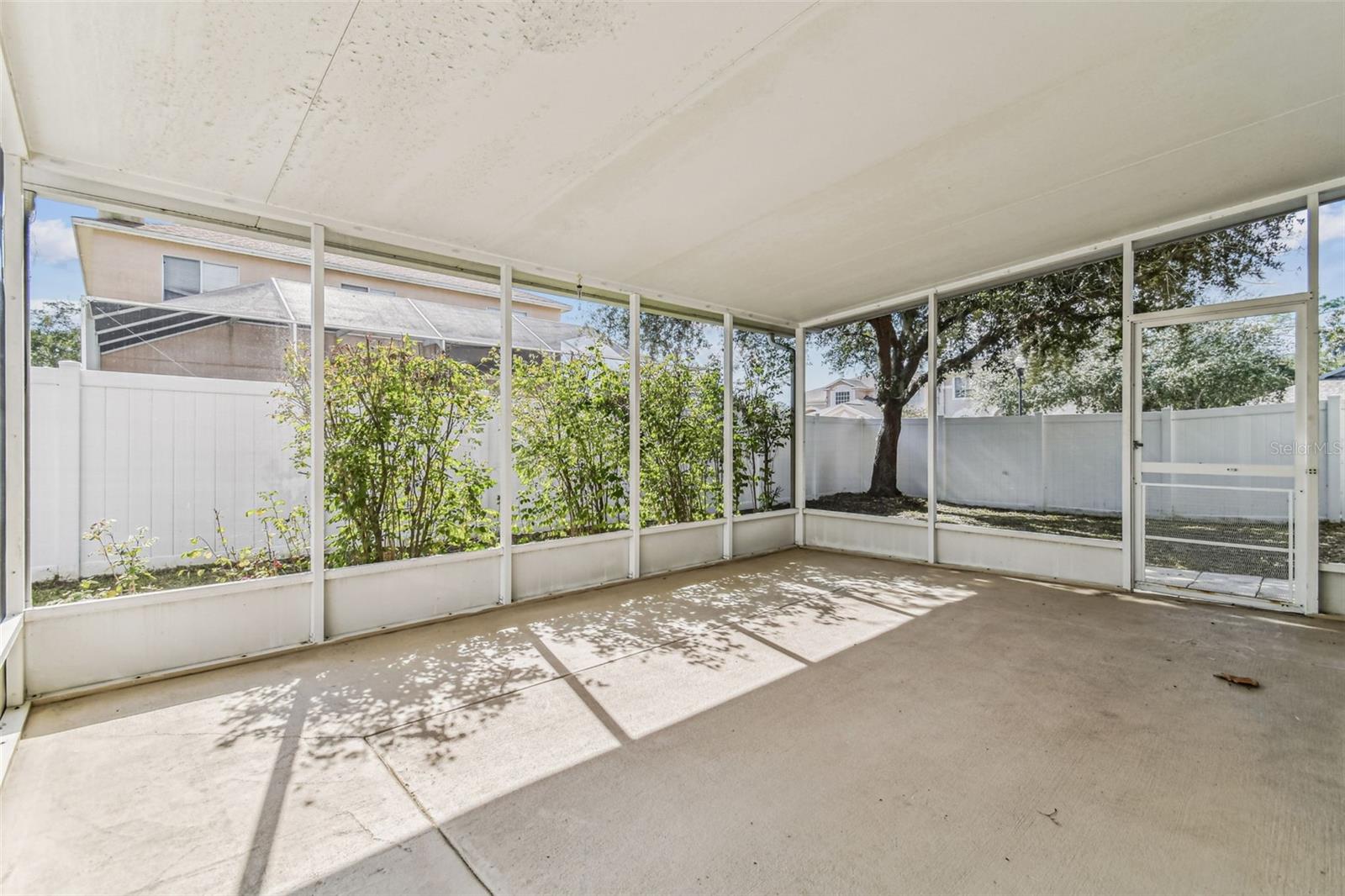 BAY ARBOR - Residential