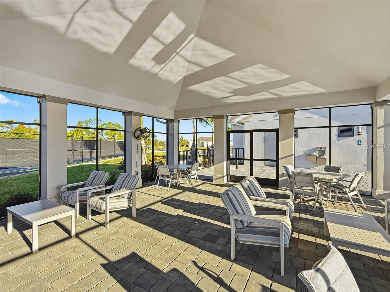 COCO BAY - Residential