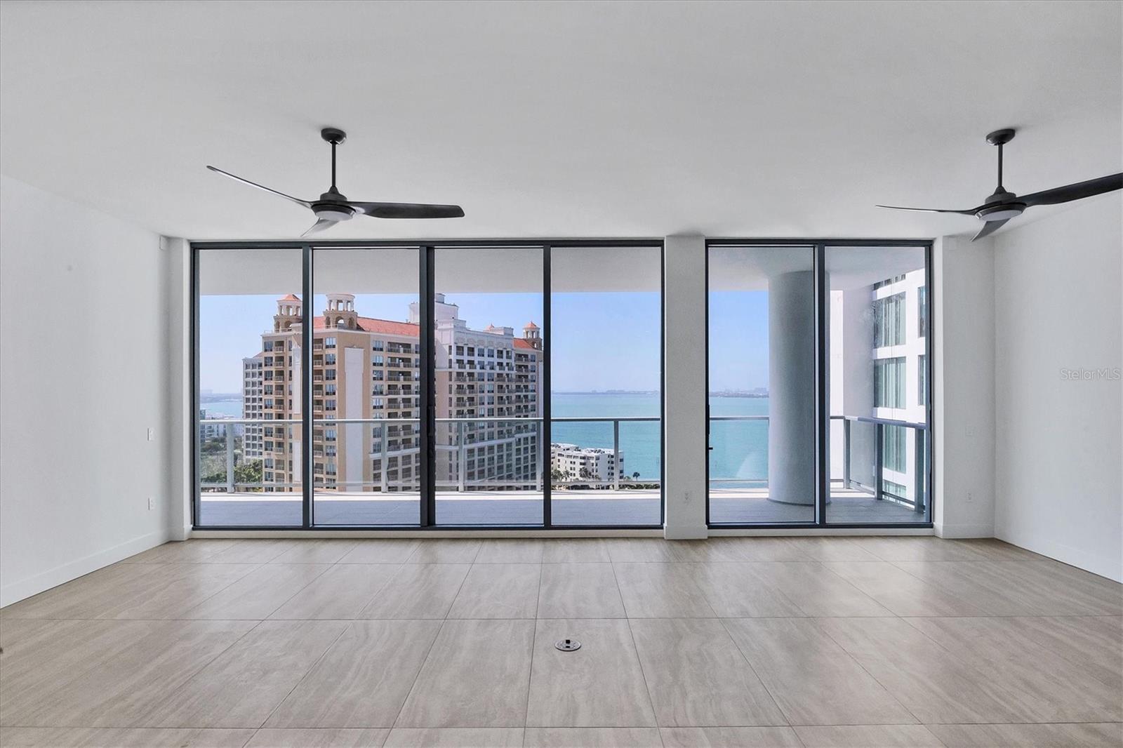 301 QUAY COMMONS 1411