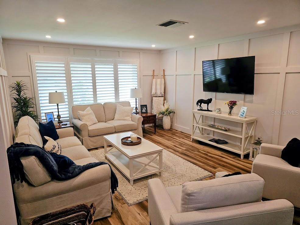 OAK GROVE ESTATES - Residential