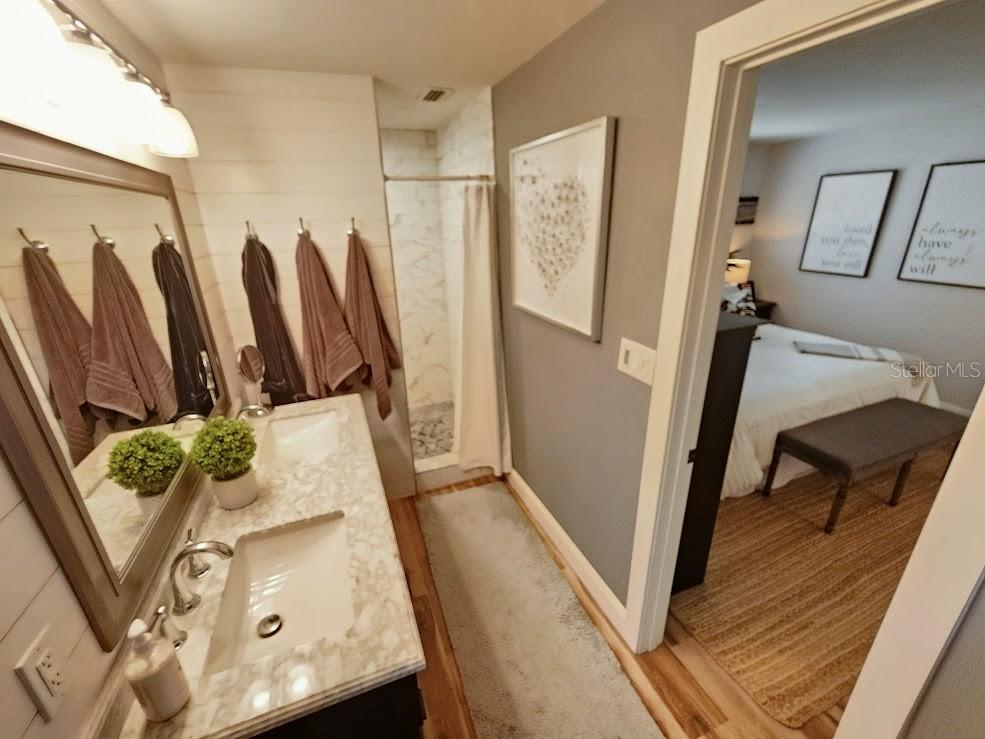 OAK GROVE ESTATES - Residential