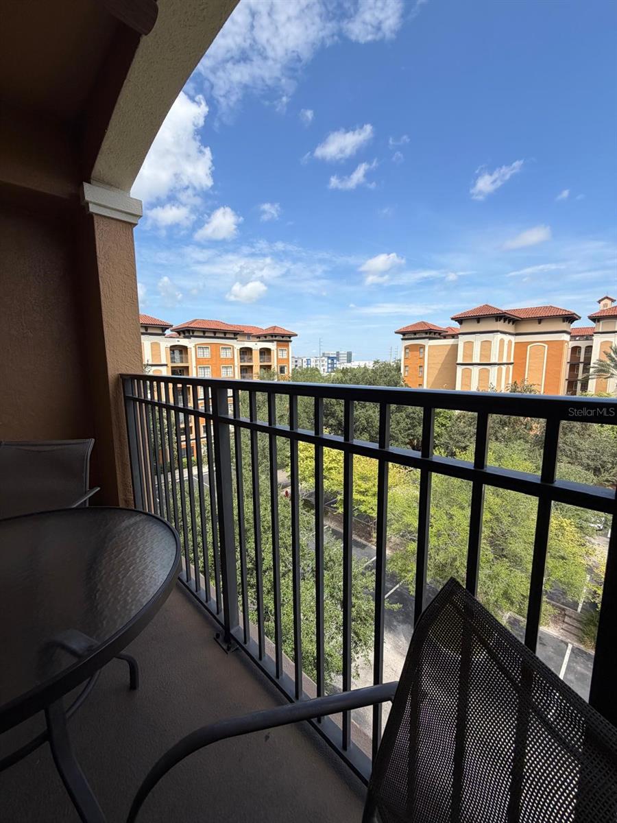 12544 FLORIDAYS RESORT DRIVE 612B