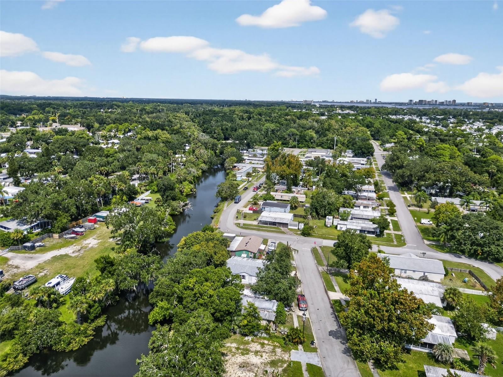 COMMONWEALTH MOBILE ESTATES ADD 02 - Residential