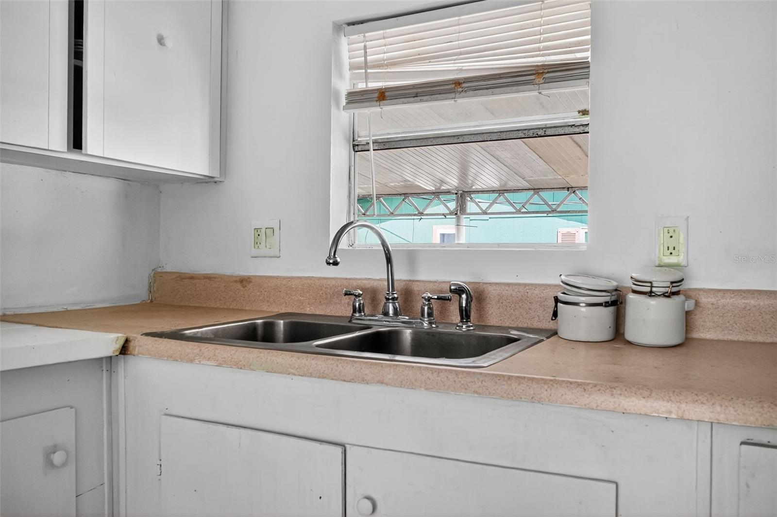 COMMONWEALTH MOBILE ESTATES ADD 02 - Residential