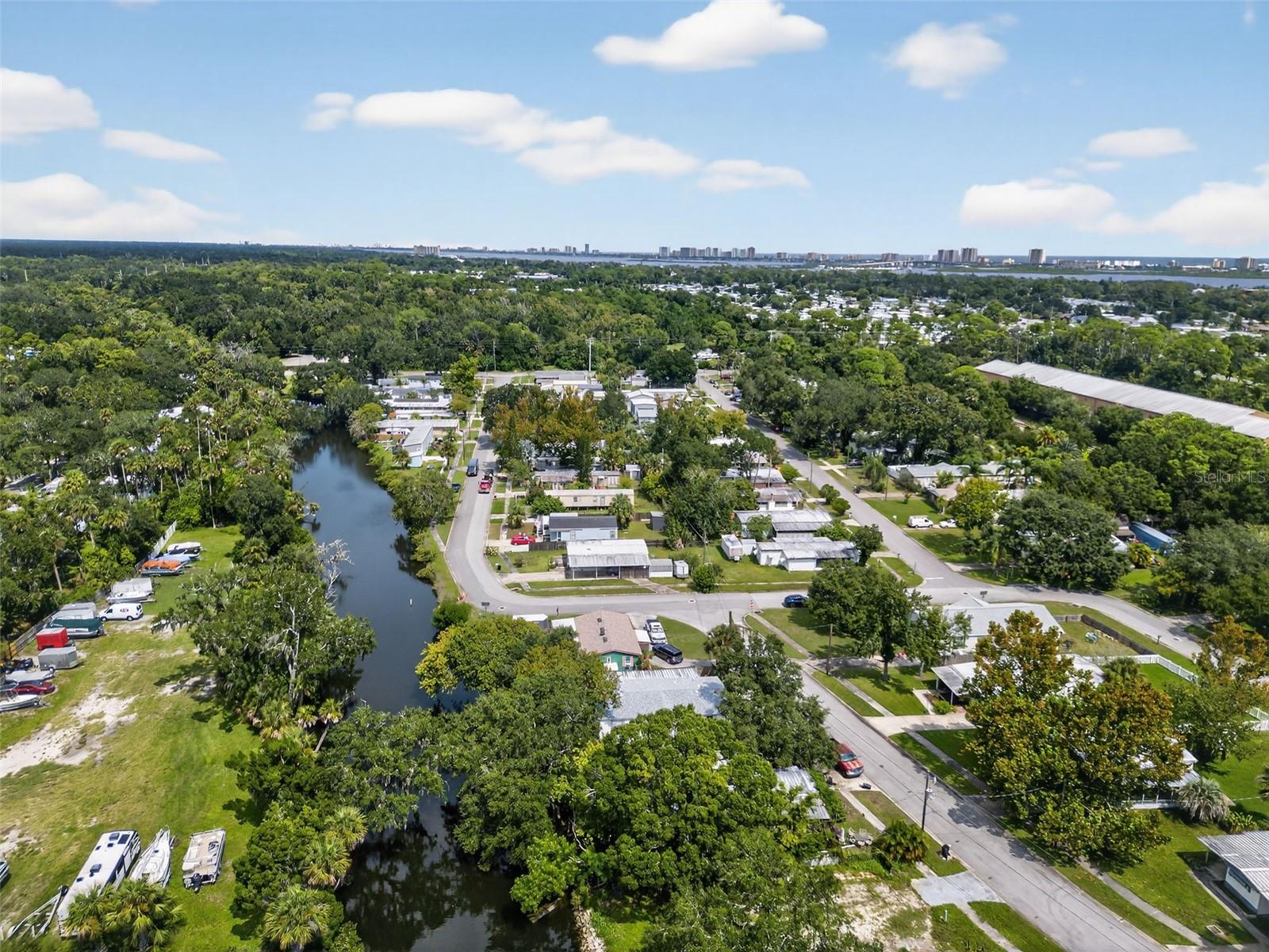 COMMONWEALTH MOBILE ESTATES ADD 02 - Residential