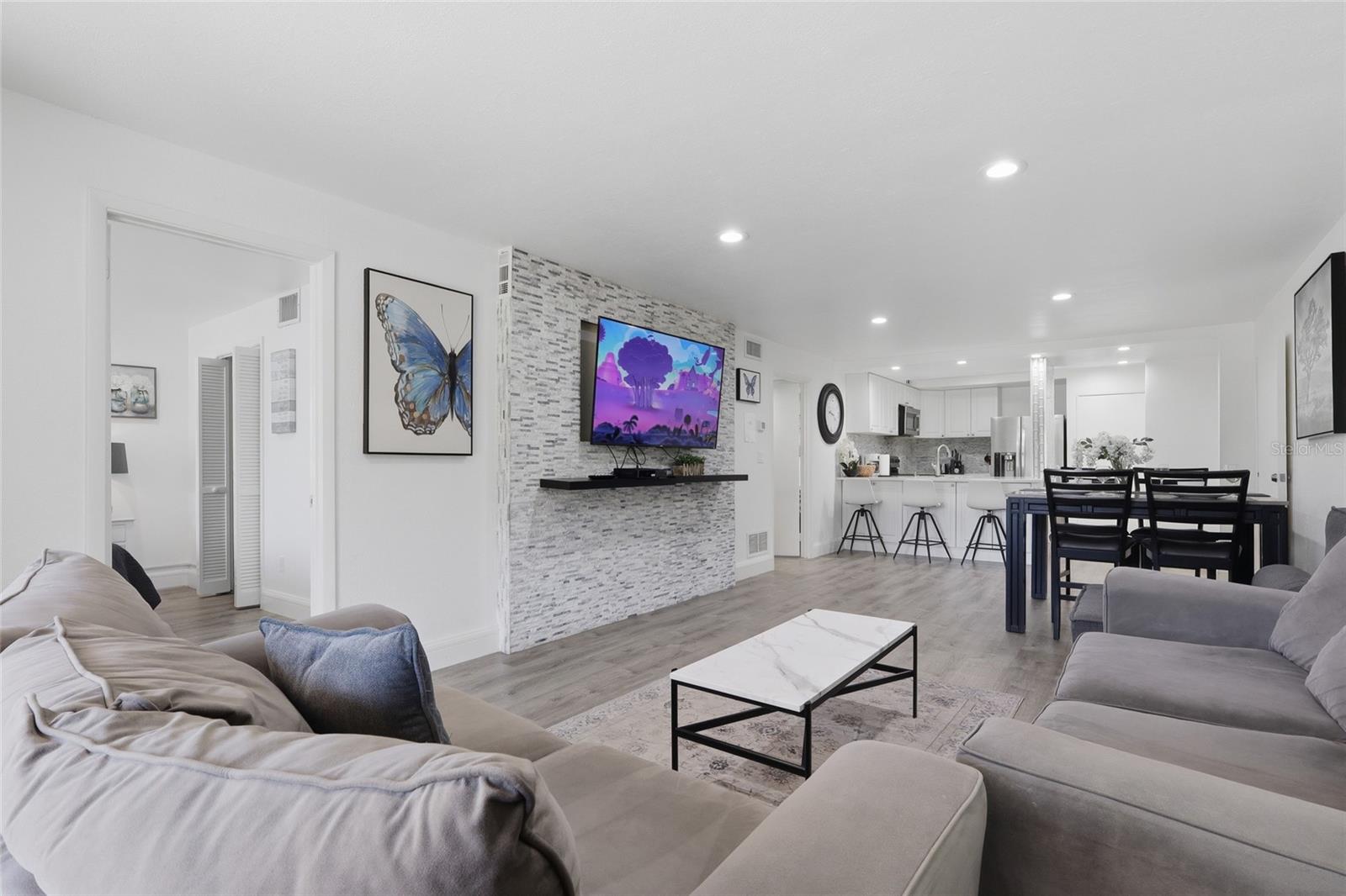 SADDLEBROOK - Residential