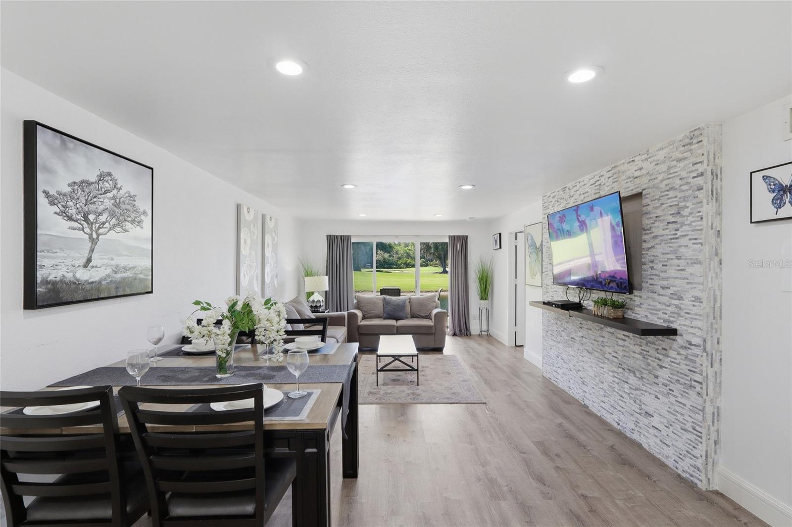 SADDLEBROOK - Residential