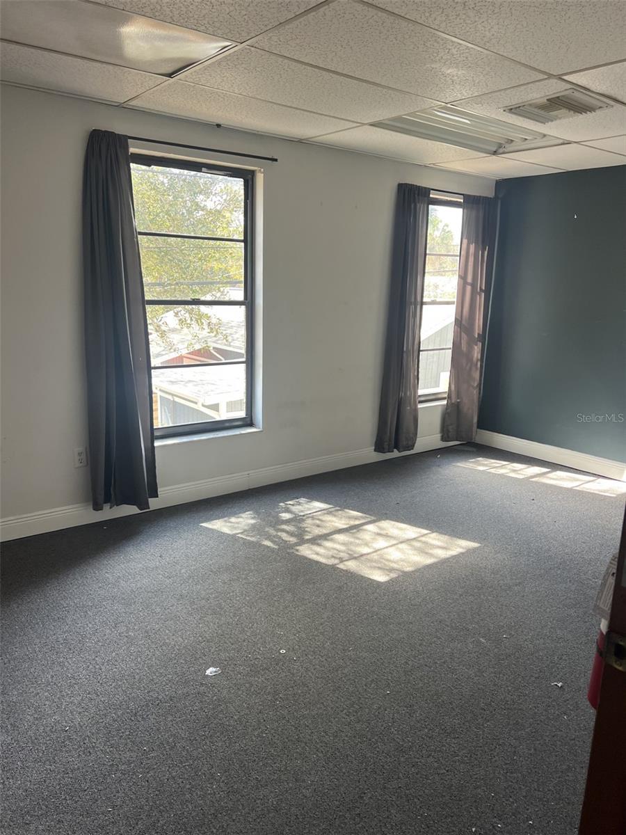 RIVERSIDE NORTH - Commercial Lease