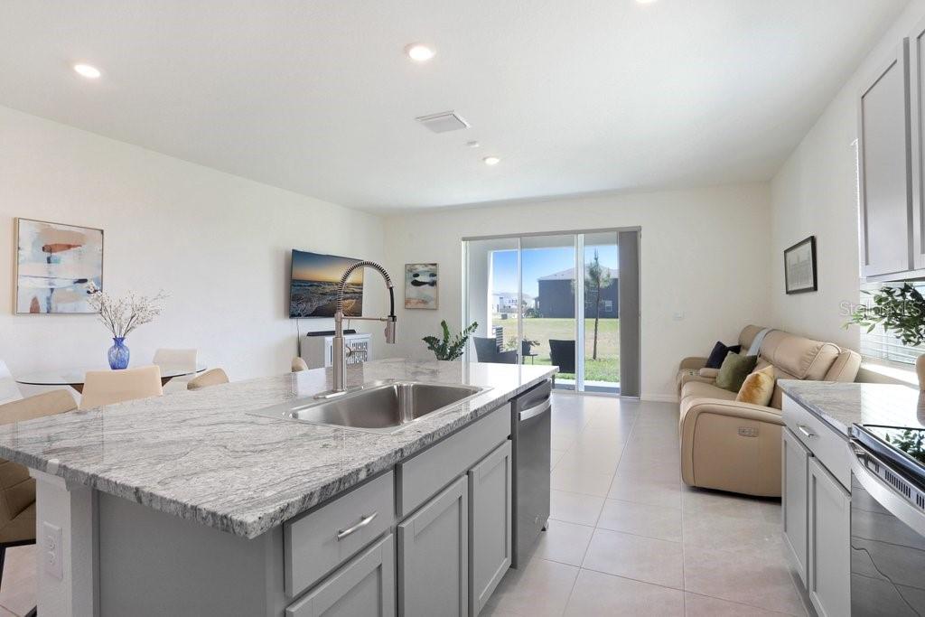 AVALON PARK WEST-NORTH PH 2 4 5 - Residential