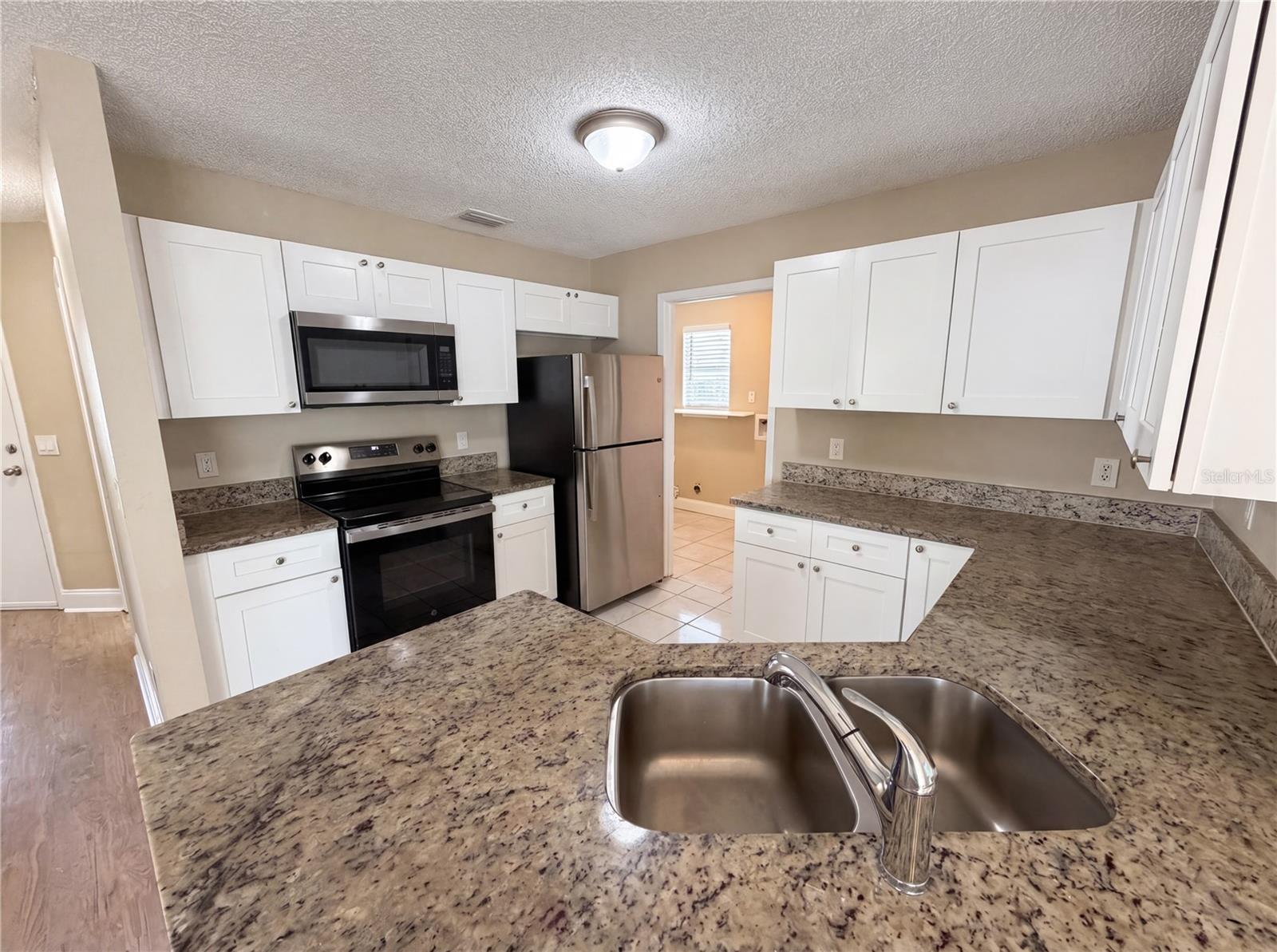 BAYBERRY VILLAGE - Residential