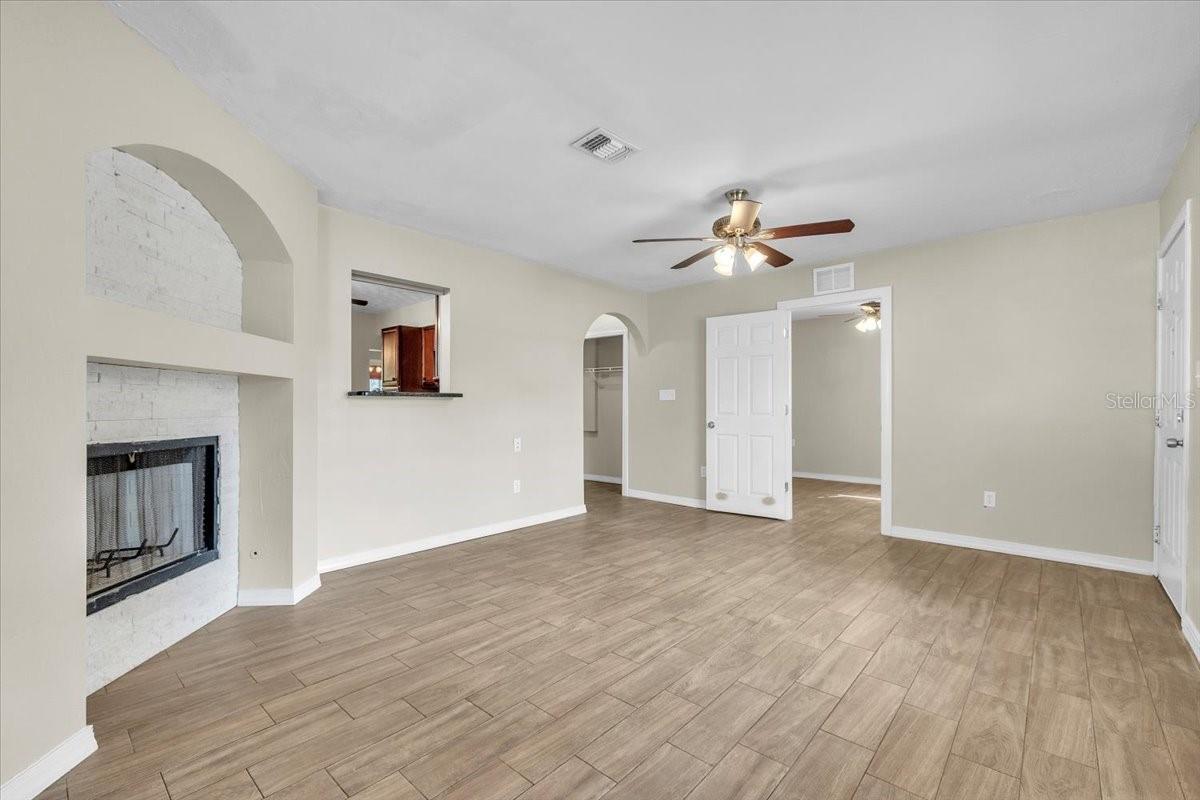 CHARLOTTE RANCHETTES - Residential