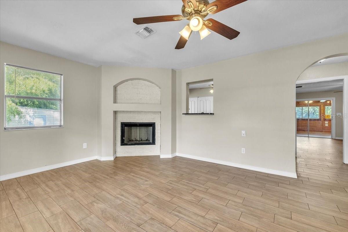 CHARLOTTE RANCHETTES - Residential