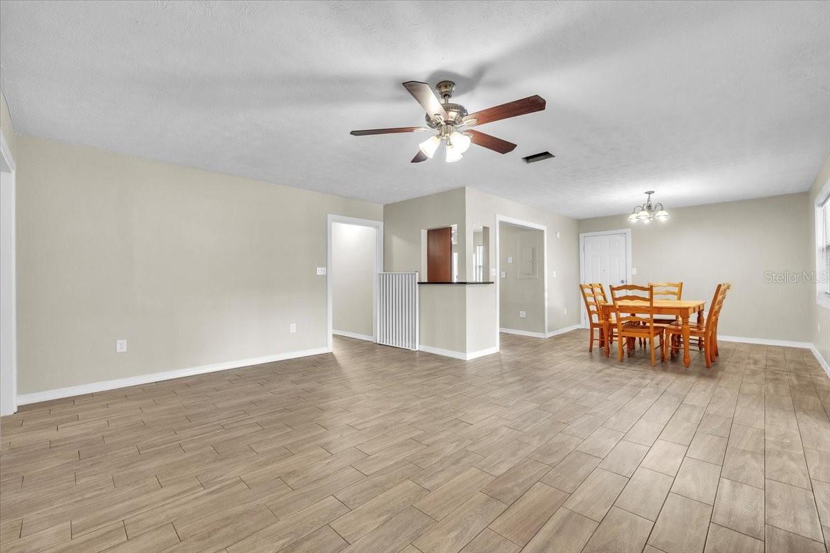 CHARLOTTE RANCHETTES - Residential