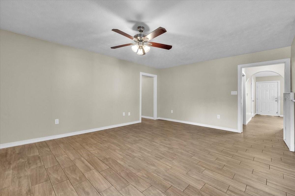 CHARLOTTE RANCHETTES - Residential