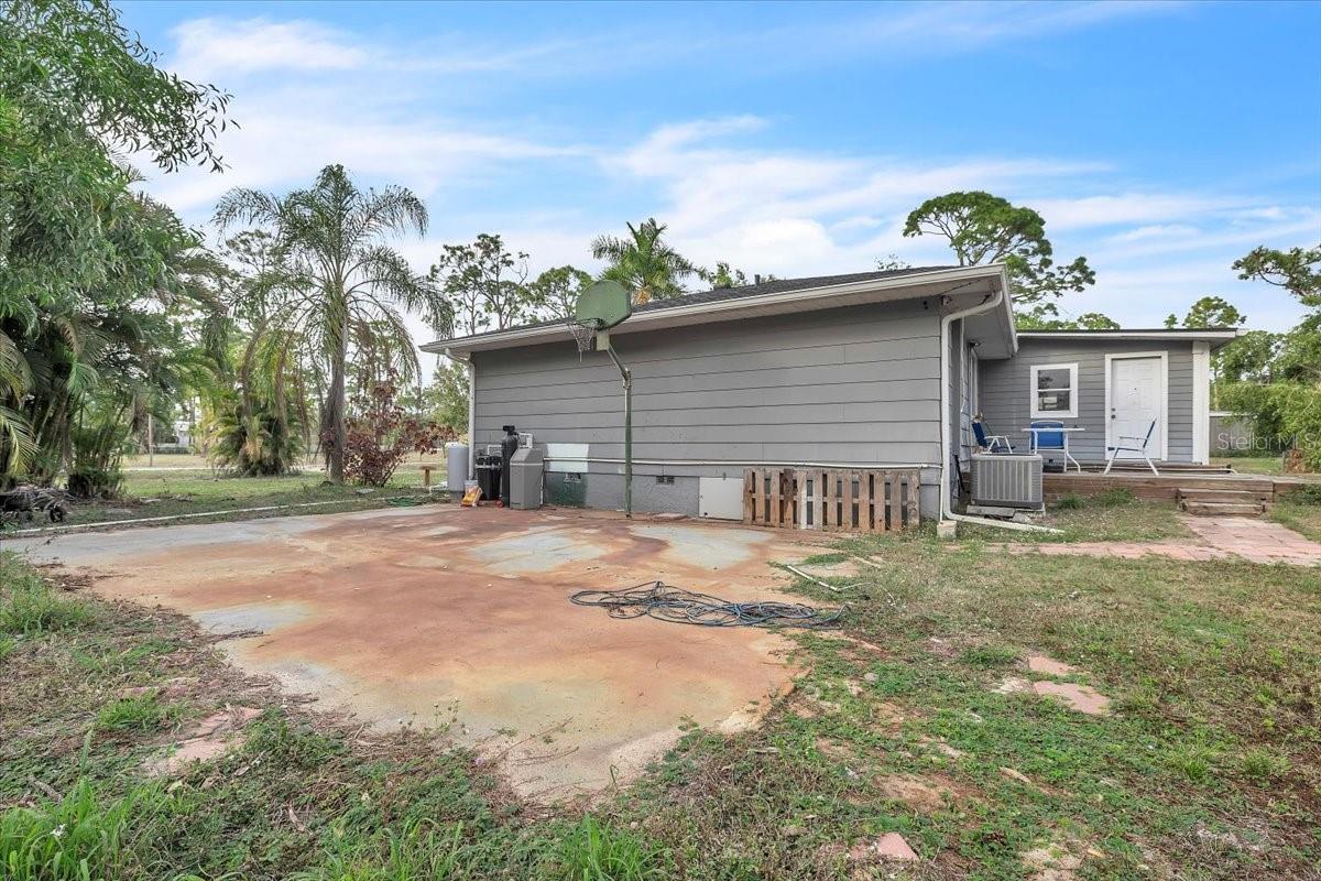 CHARLOTTE RANCHETTES - Residential