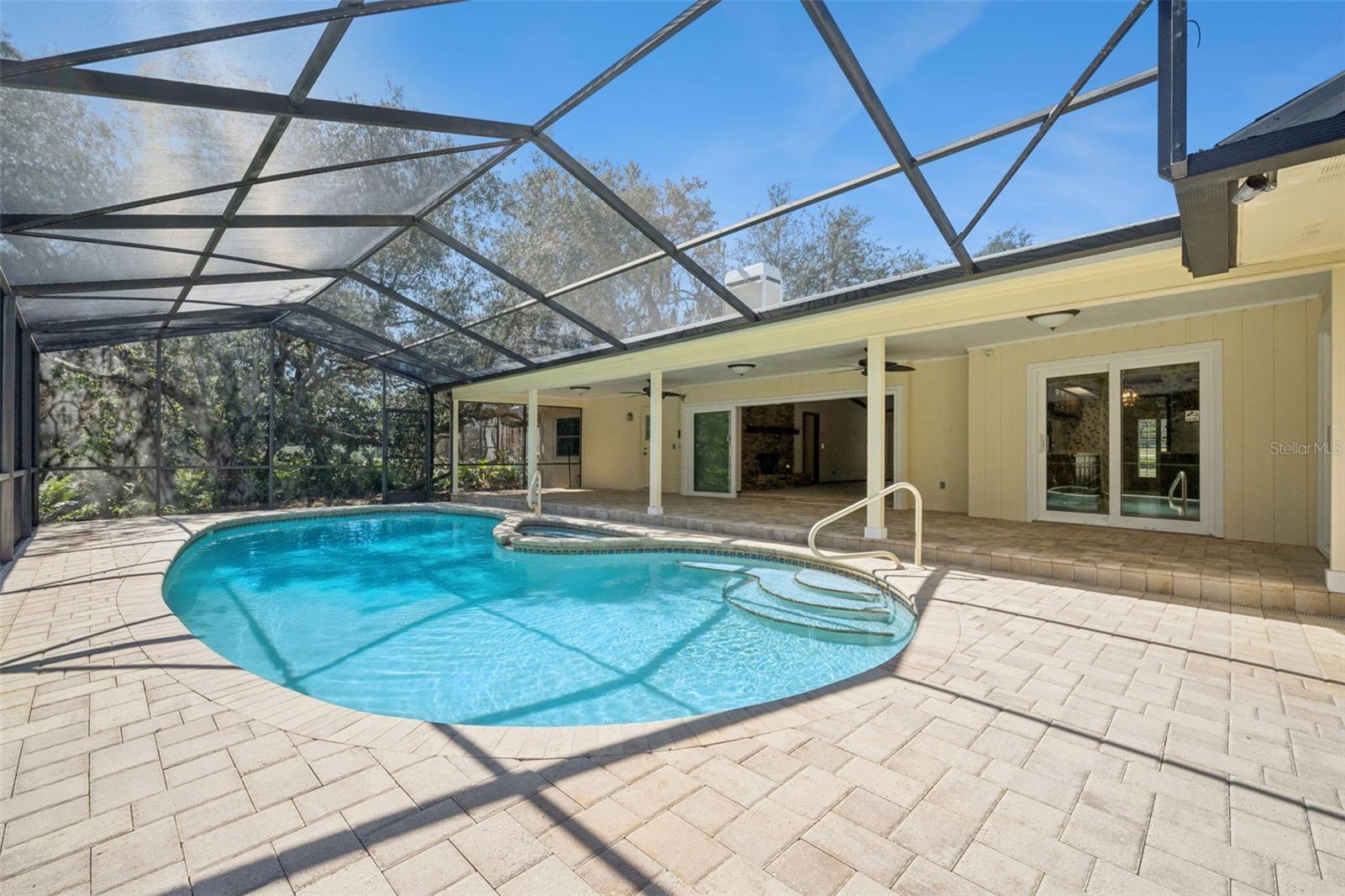 SWEETWATER OAKS SEC 13 - Residential