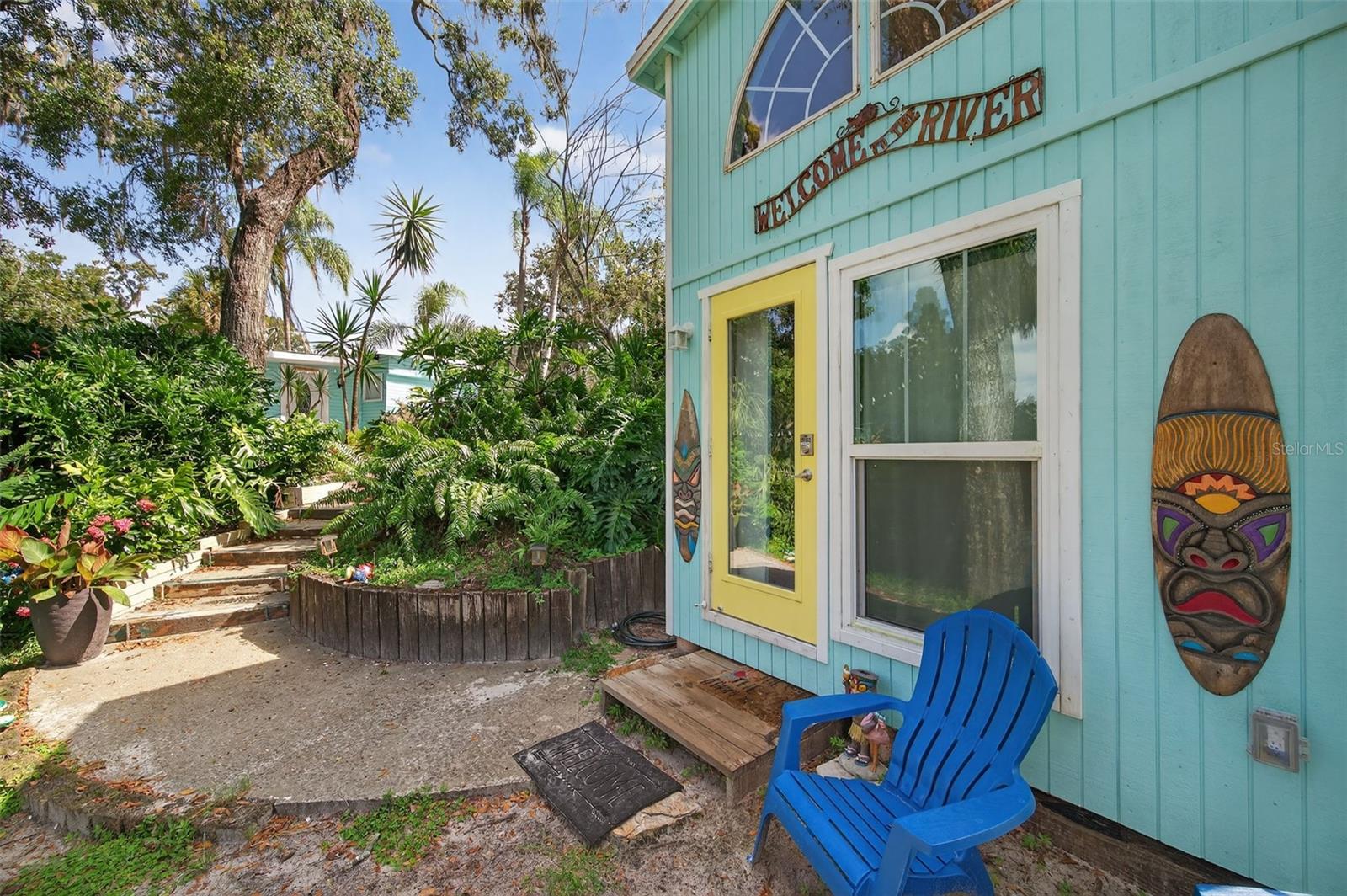 3924 ALAFIA BOULEVARD