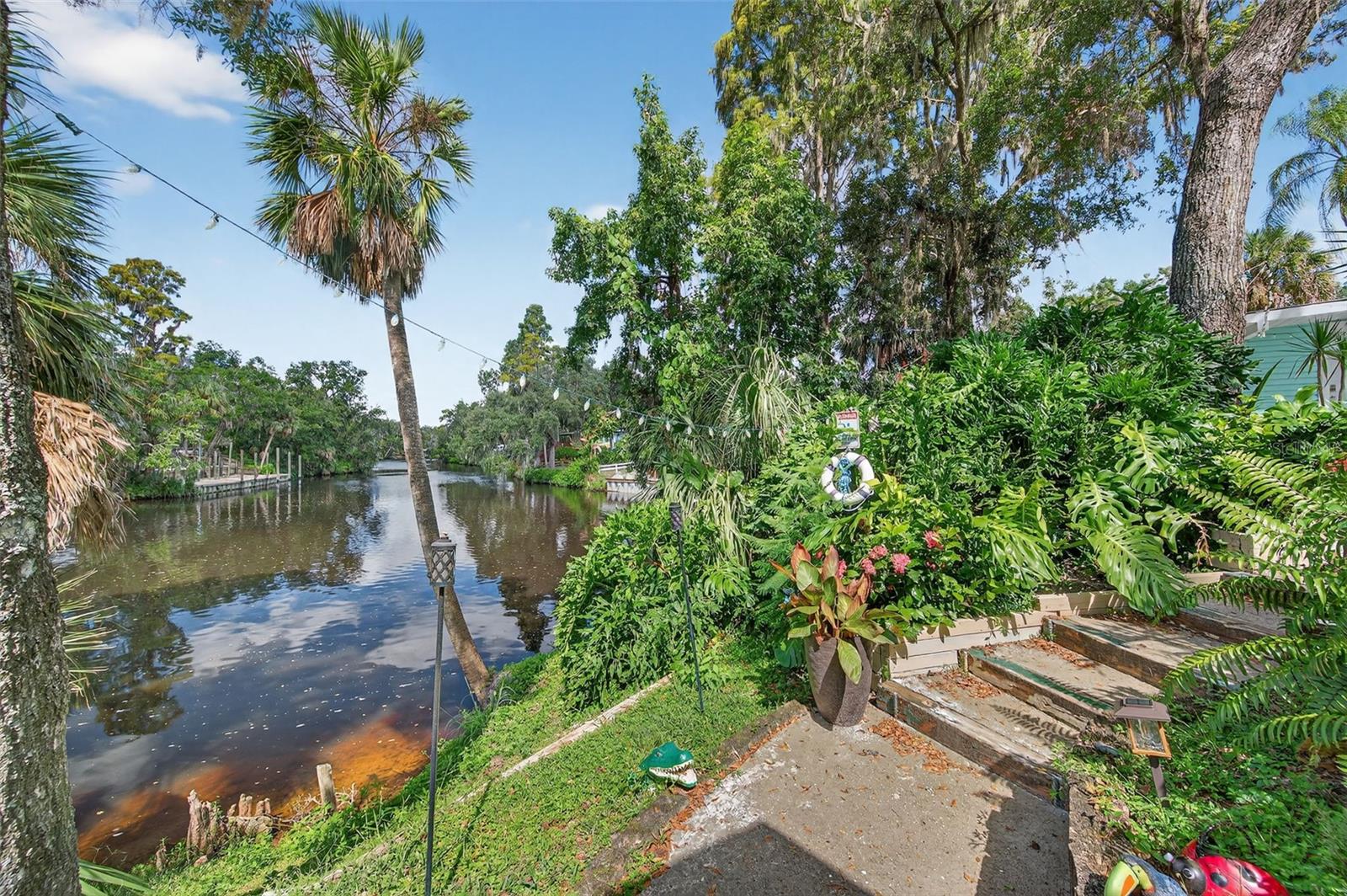 3924 ALAFIA BOULEVARD