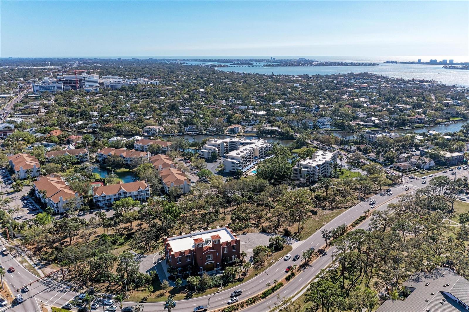 CENTRAL PARK - Residential Lease