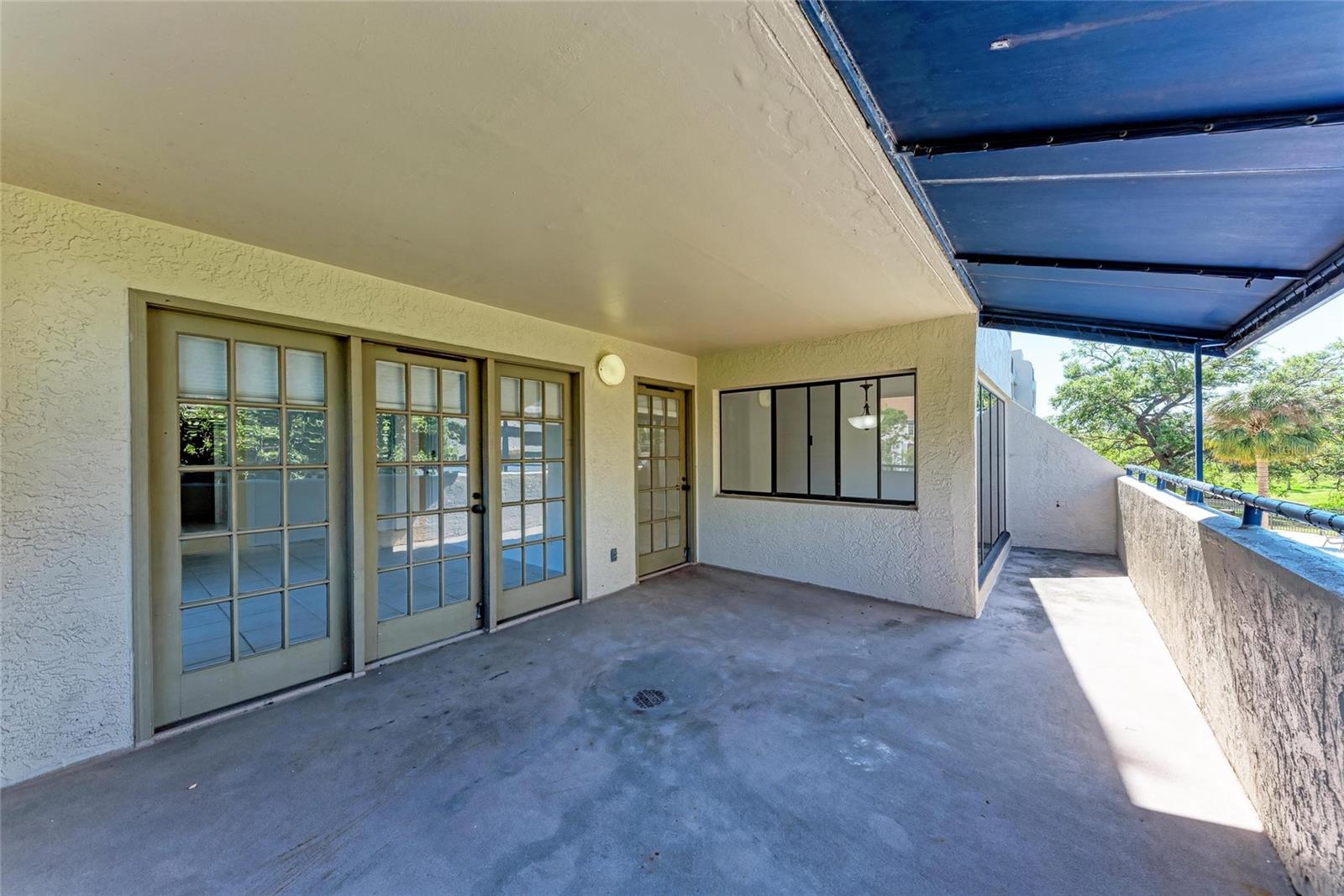 CENTRAL PARK - Residential Lease