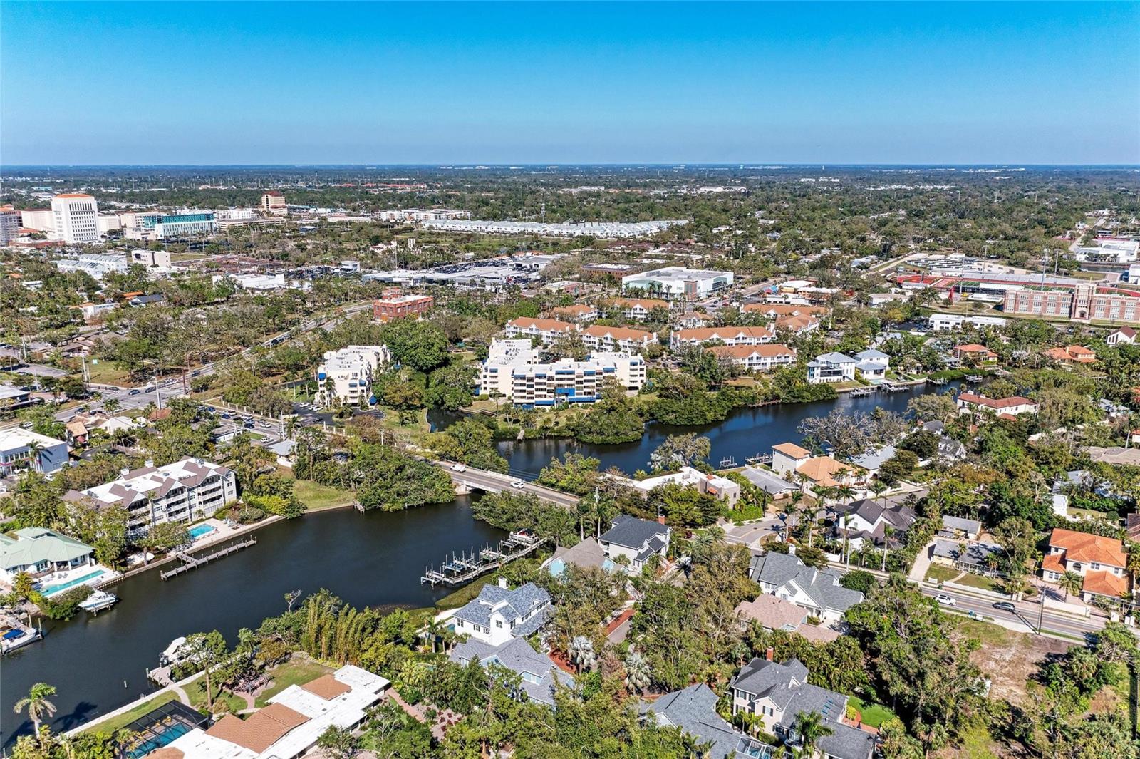 CENTRAL PARK - Residential Lease