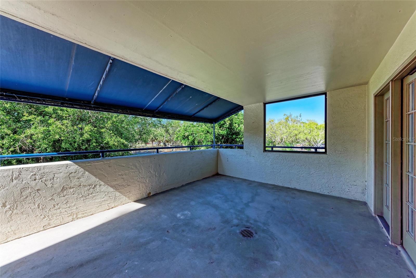 CENTRAL PARK - Residential Lease