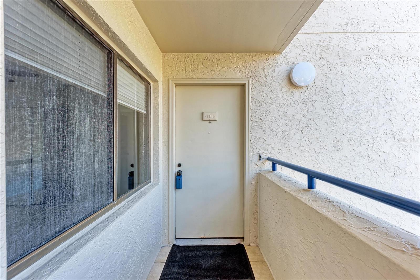 CENTRAL PARK - Residential Lease