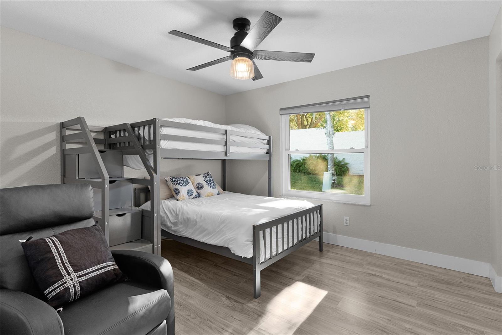 STONECREST LAKES UN 02 PH 01 - Residential