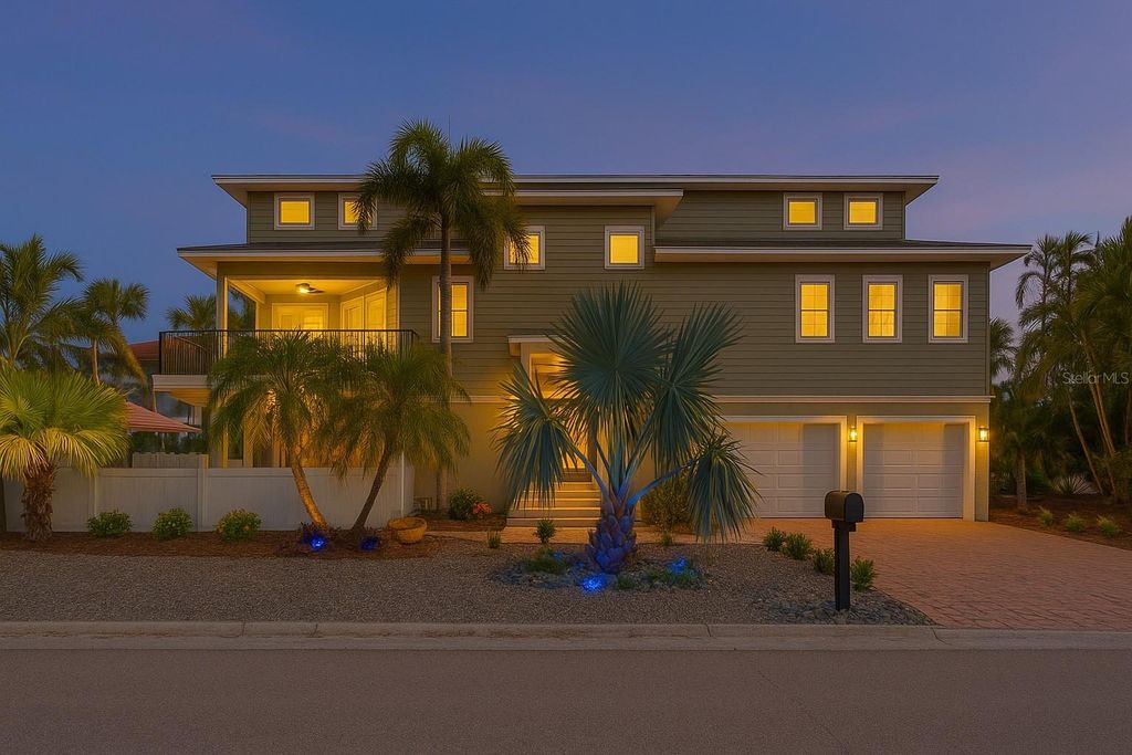Photo of 220 36th Street, Holmes Beach, FL 34217 (MLS # A4664041)