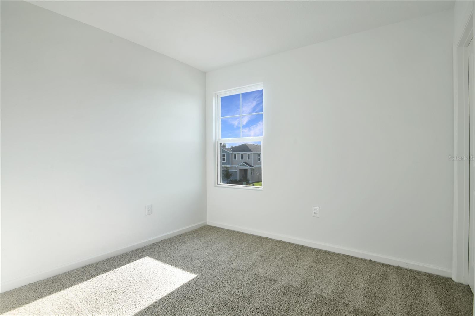 SEASONS AT SHORES OF LAKE DELL - Residential