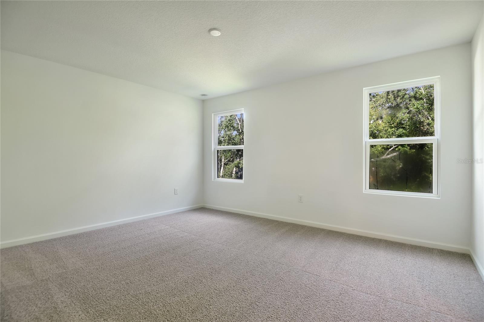 SEASONS AT SHORES OF LAKE DELL - Residential