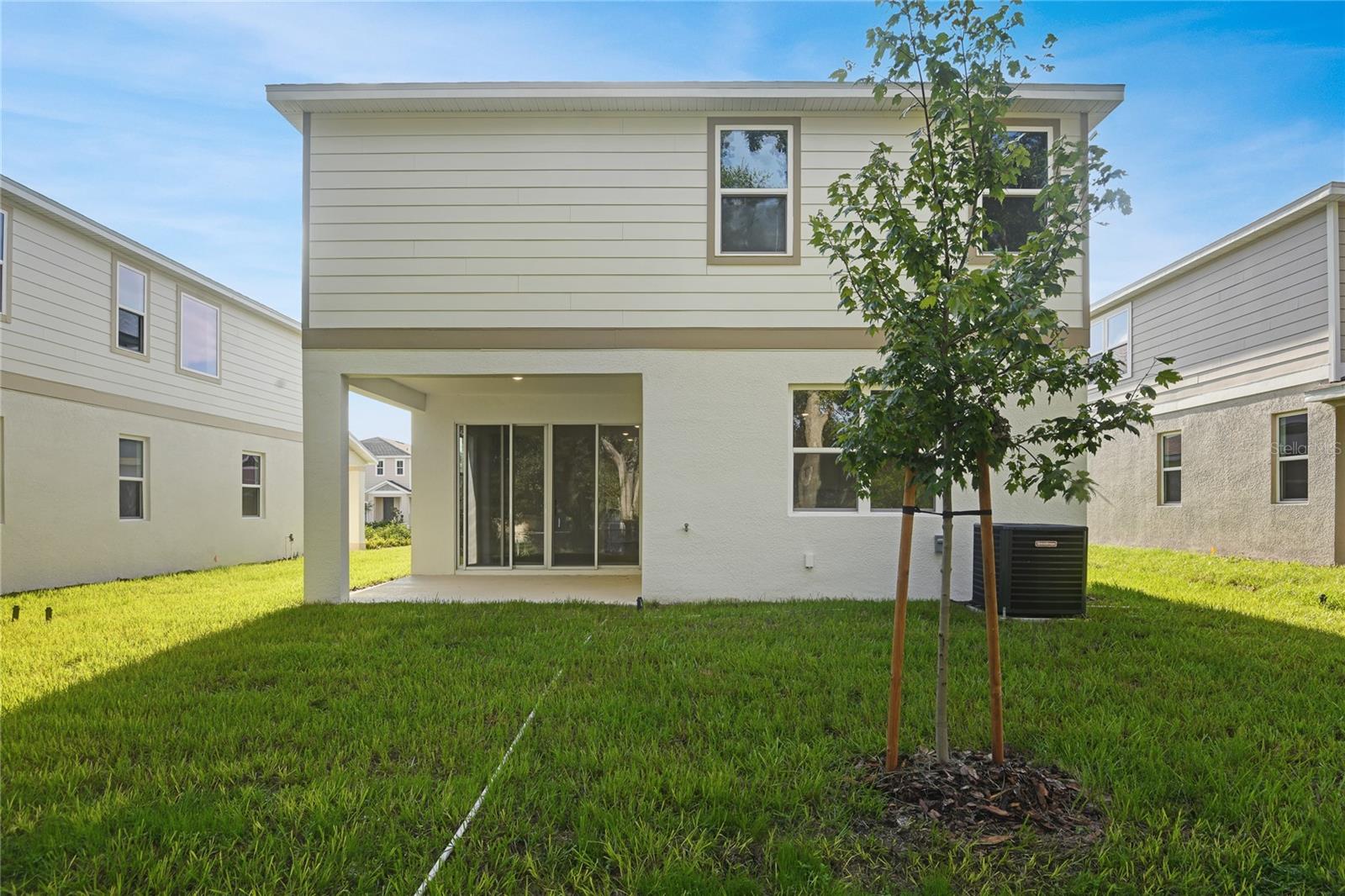 SEASONS AT SHORES OF LAKE DELL - Residential