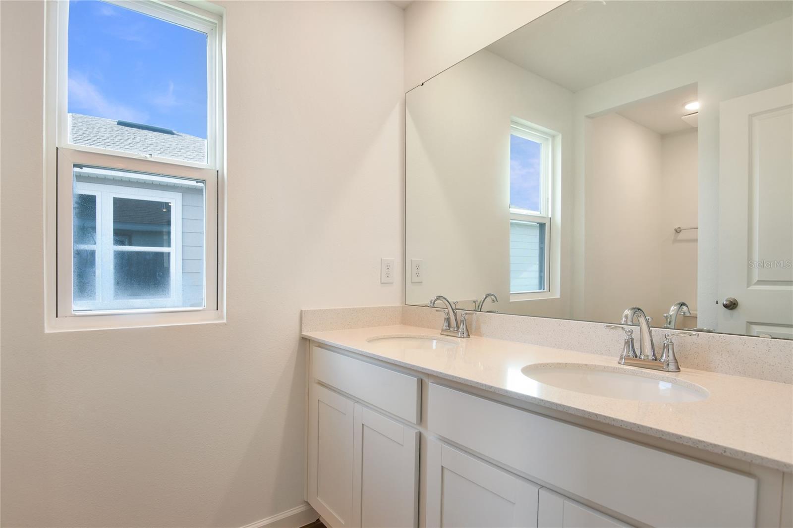 SEASONS AT SHORES OF LAKE DELL - Residential