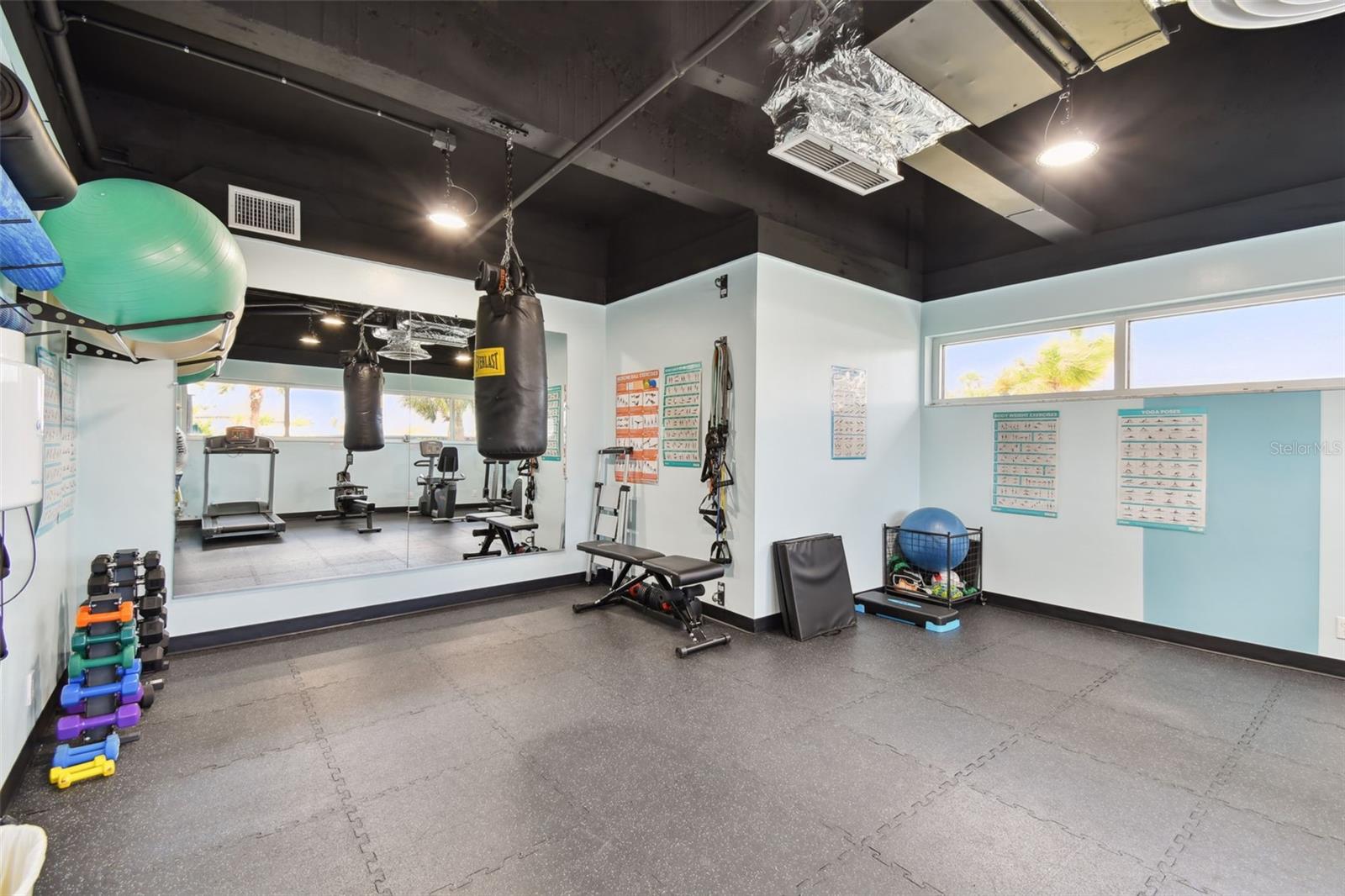 HORIZON HOUSE CO-OP - Residential