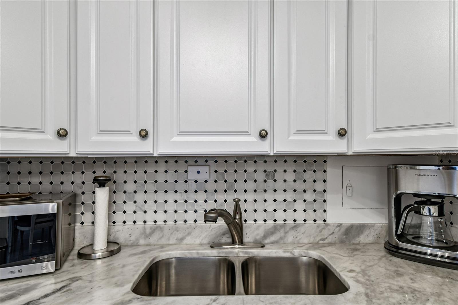 HORIZON HOUSE CO-OP - Residential