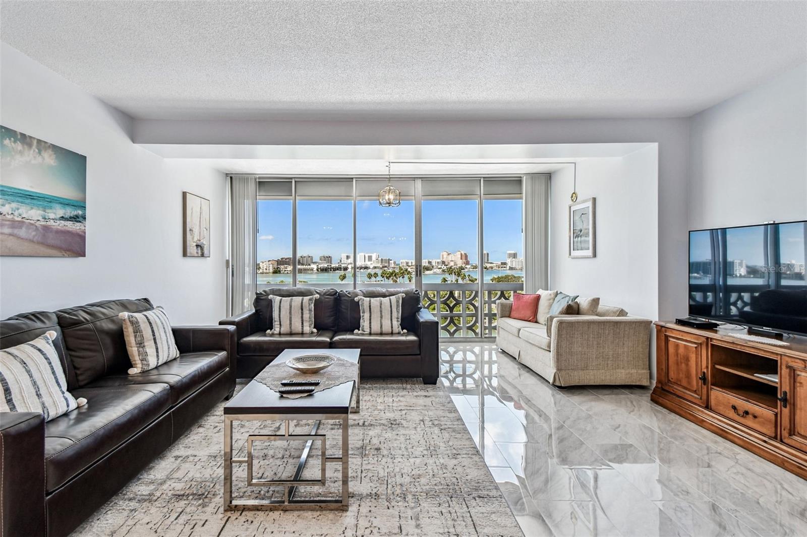 31 ISLAND WAY 609