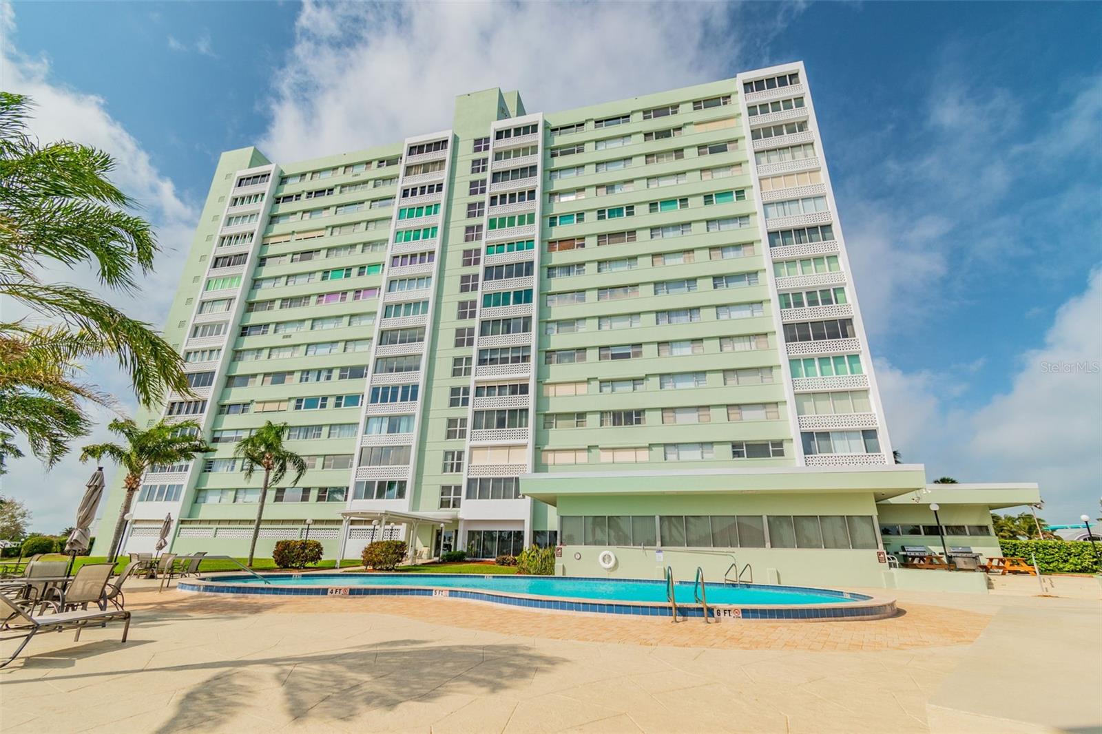 HORIZON HOUSE CO-OP - Residential