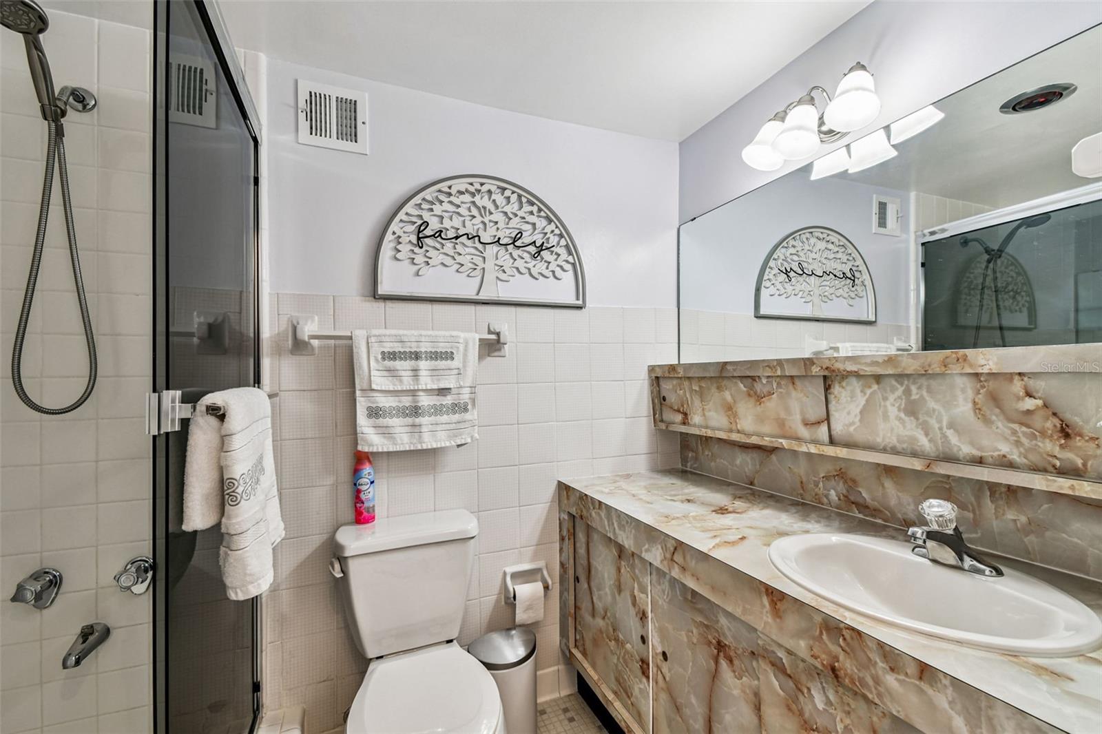 HORIZON HOUSE CO-OP - Residential