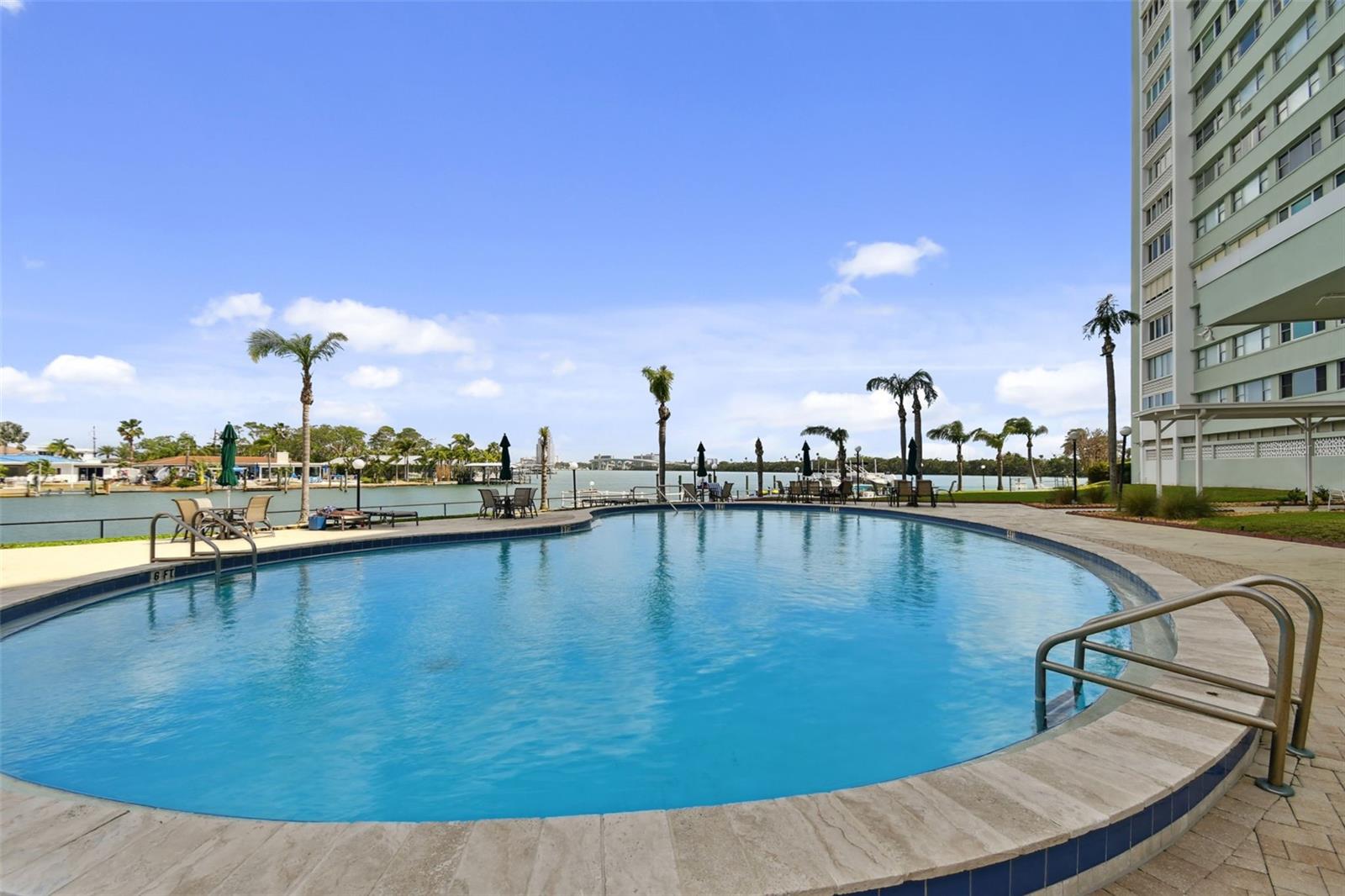 HORIZON HOUSE CO-OP - Residential