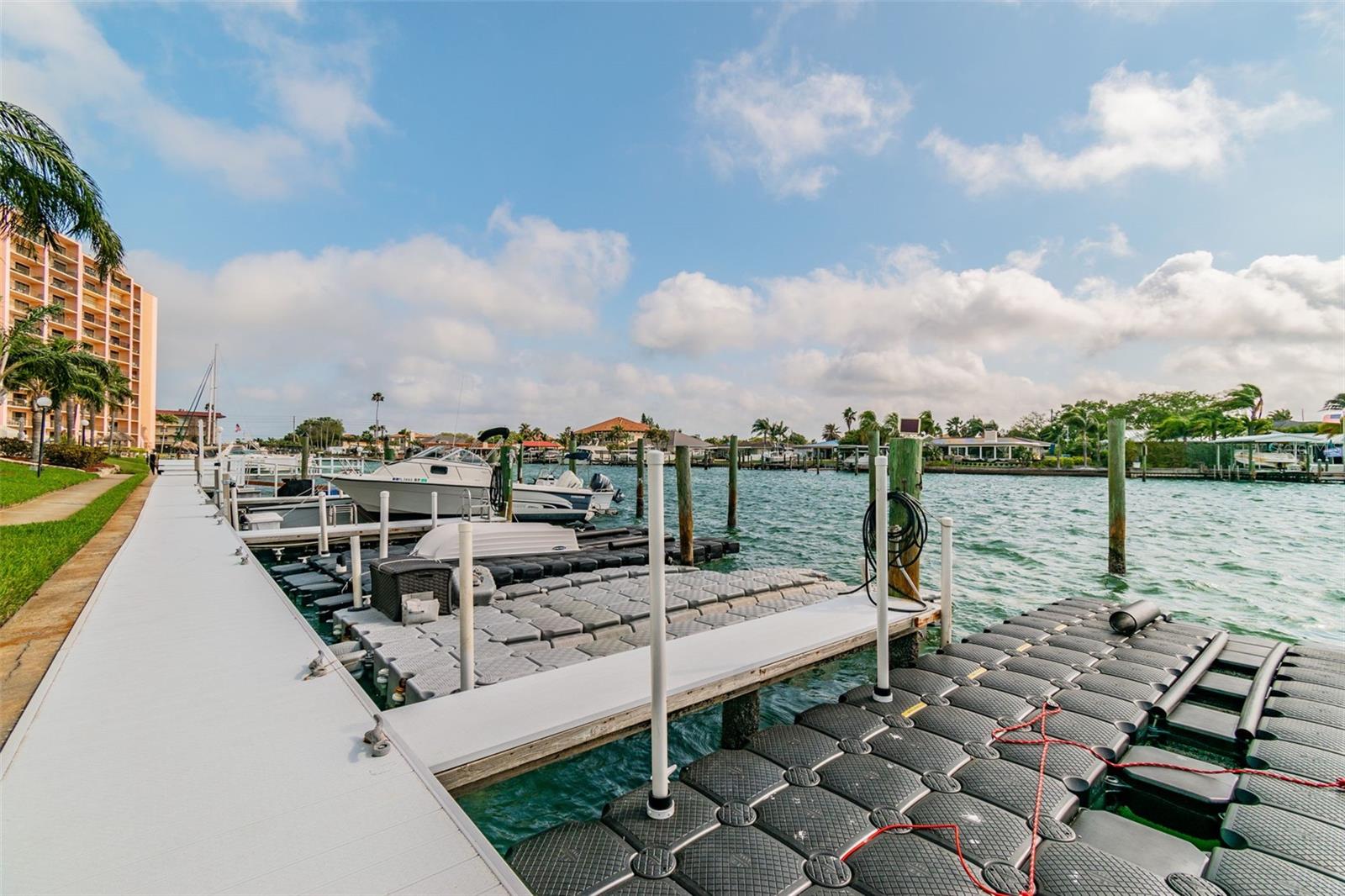 HORIZON HOUSE CO-OP - Residential