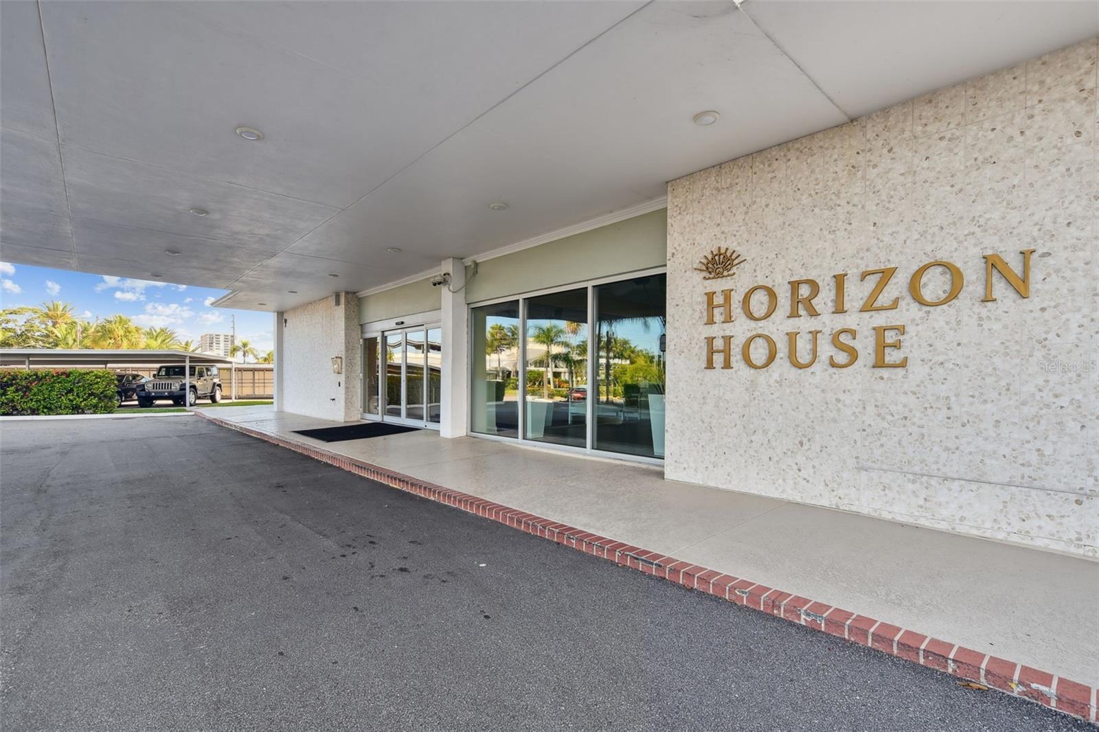 HORIZON HOUSE CO-OP - Residential