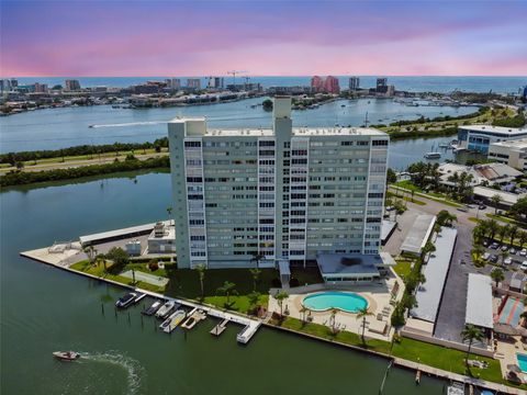 31 ISLAND WAY 609 CLEARWATER BEACH FL 33767